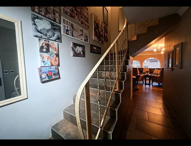 3 BEDROOM TOWNHOUSE FOR SALE IN THREE RIVERS